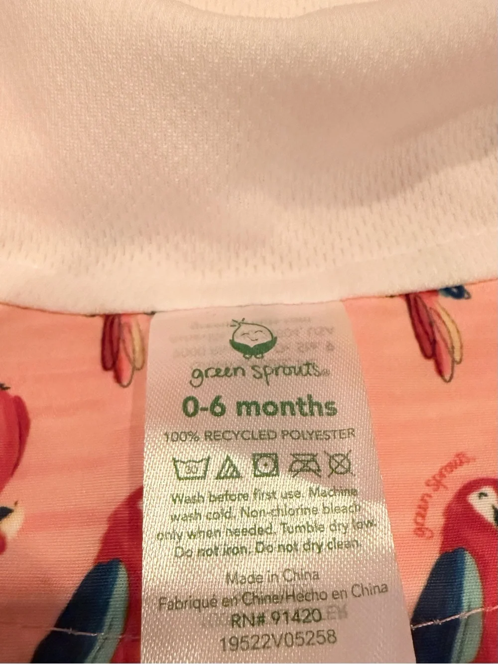 NWT IPlay Green Sprouts infant size 0-6 months pink/ parrots bucket hat